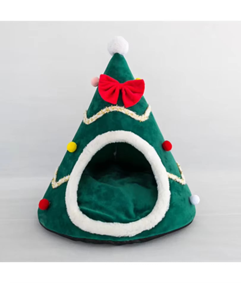 Christmas Tree Shape Cat Nest Semi-Enclosed Cat Beds Plush Warm Cat House Pet Tent House for Puppy Small Dog Bed