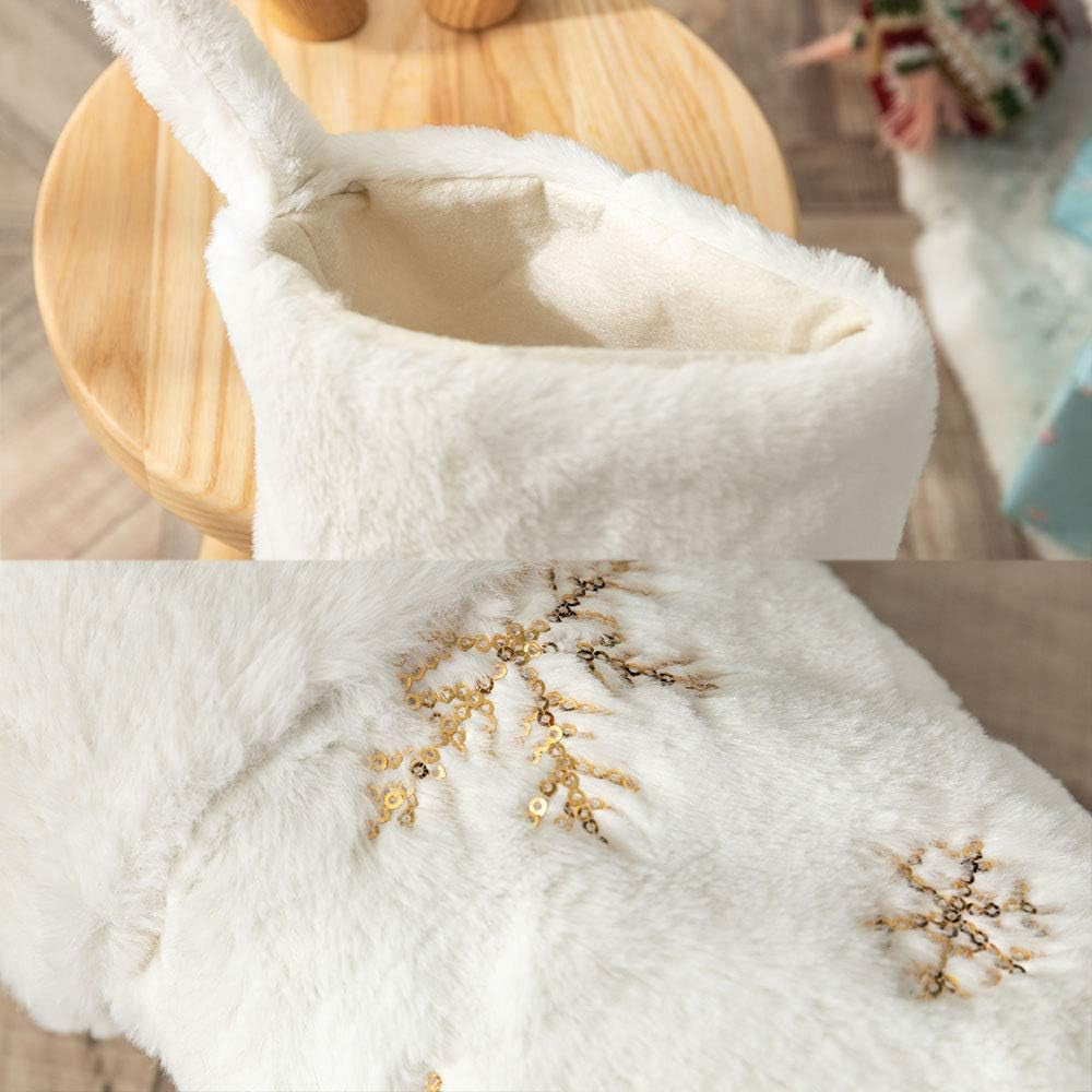 2PCS Plush Christmas Stockings White Faux Fur Large 56Cm Deluxe Hanging Xmas Stockings with Gold Sequin Snowflake for Christmas Fireplace Decorations Socks (White-G, 22Inches)