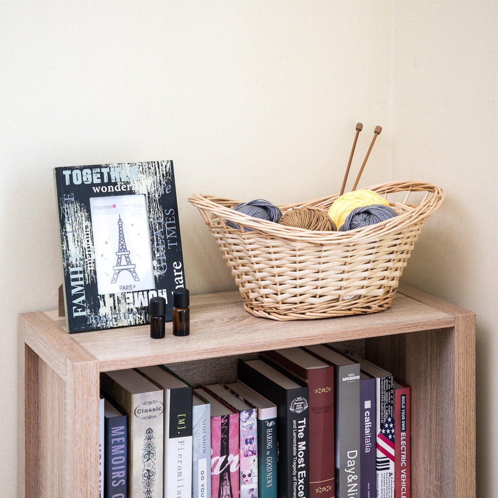 Decorative Oval Split Willow Basket with Cutout Handles, 16.14” L X 11.42” W X 7.08” H