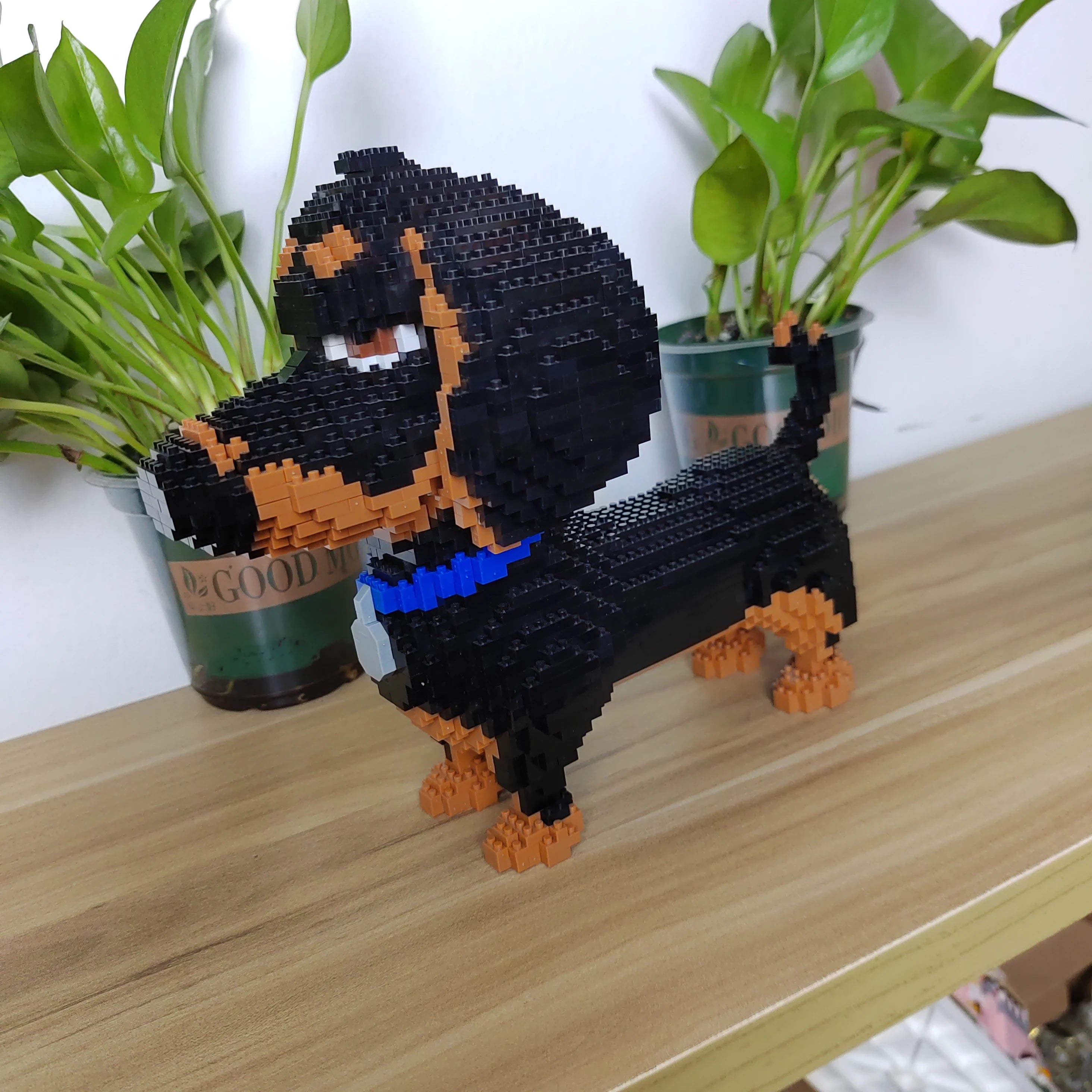 Dachshund Dog Model Micro Mini Building Blocks Set Educational Recreation Toys Pet Lover Gift Decoration Bricks
