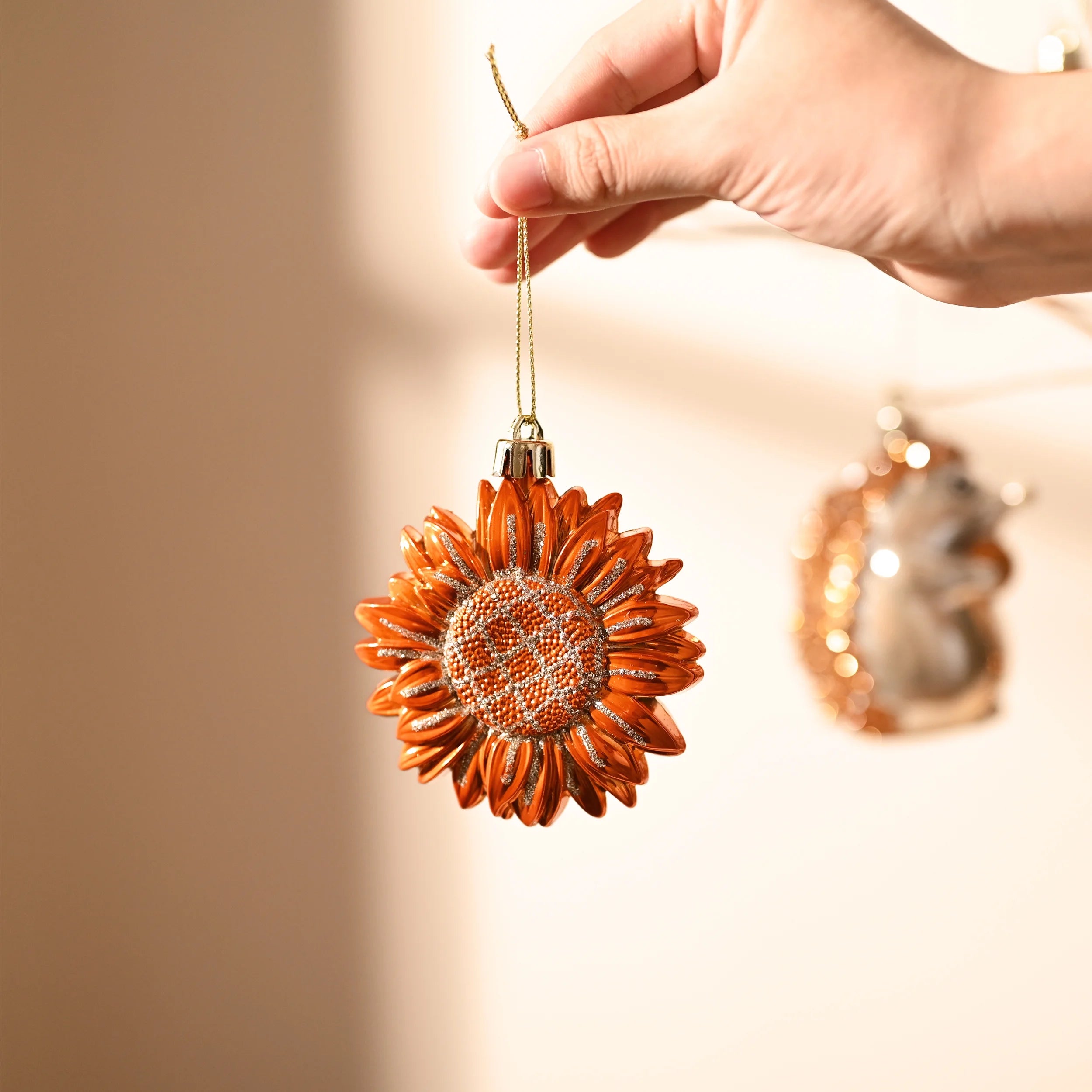 40Ct Shatterproof Fall Ornaments Orange Hanging Harvest Decor Thanksgiving Decorations with Hedgehogs Flowers for Harvest Holiday Party Gift